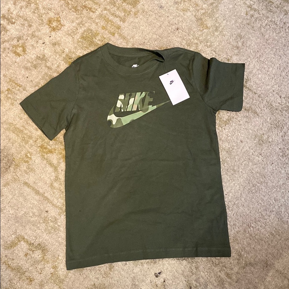 Nike Kids Green T-Shirt
